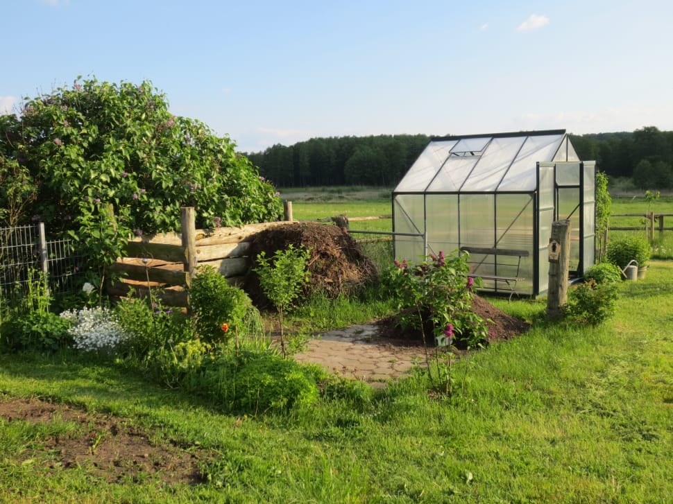 greenhouse-allotment-tarps